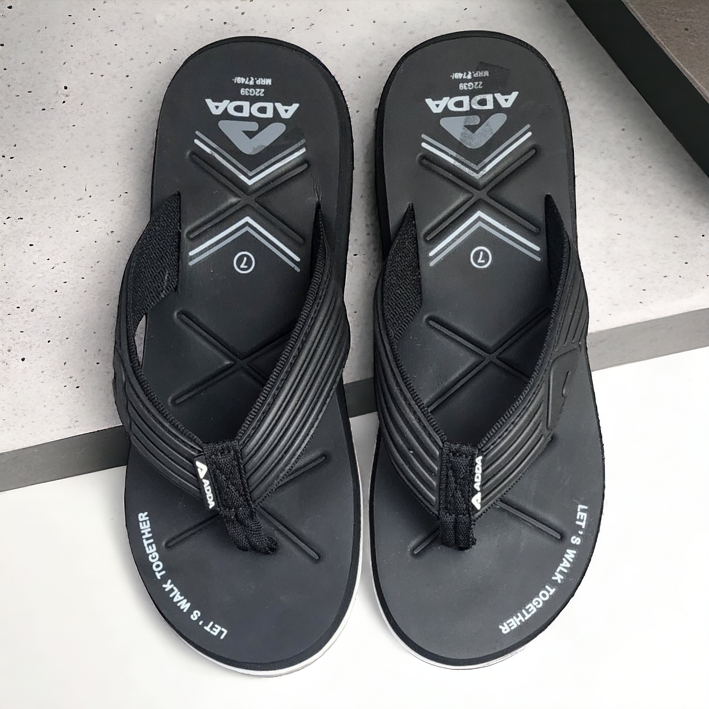 ADDA THUNDER1 BLACK Men's Slipper/Chapple/Flip flop