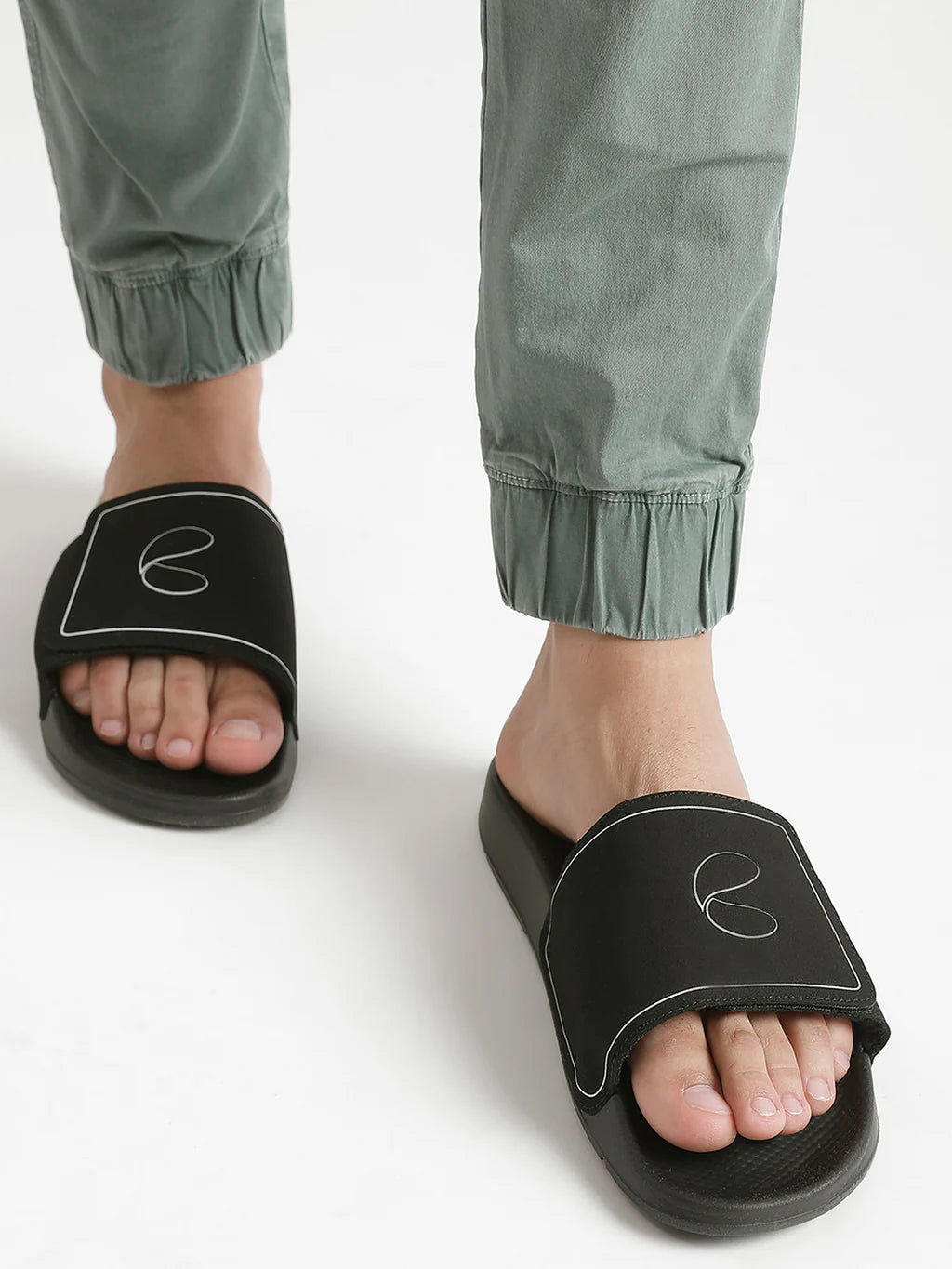 CHUPPS URBANEDGE BLACK Men's Flipflop/Slipper