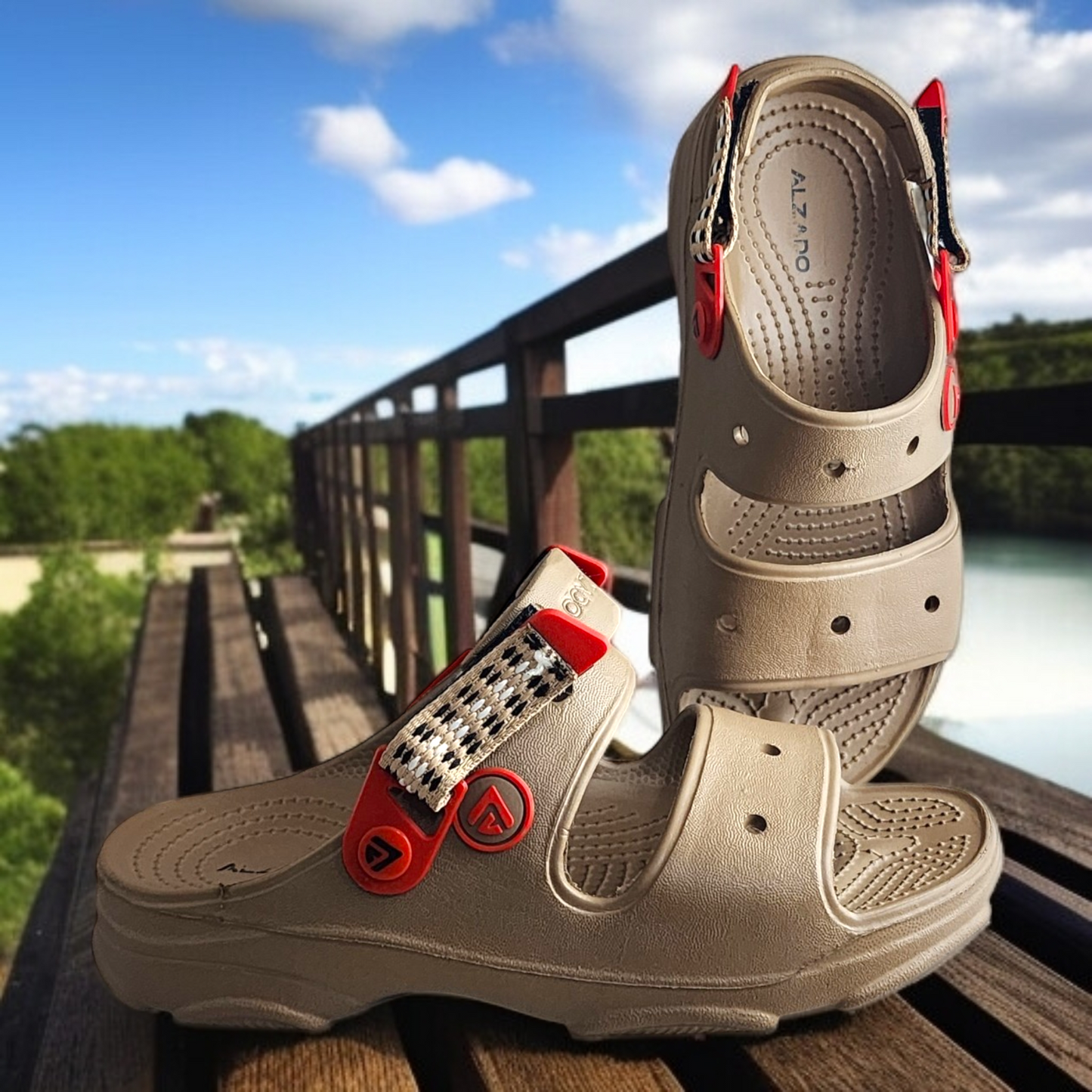 ALZADO SCOTT MOUSE Men's Sandals/Clogs