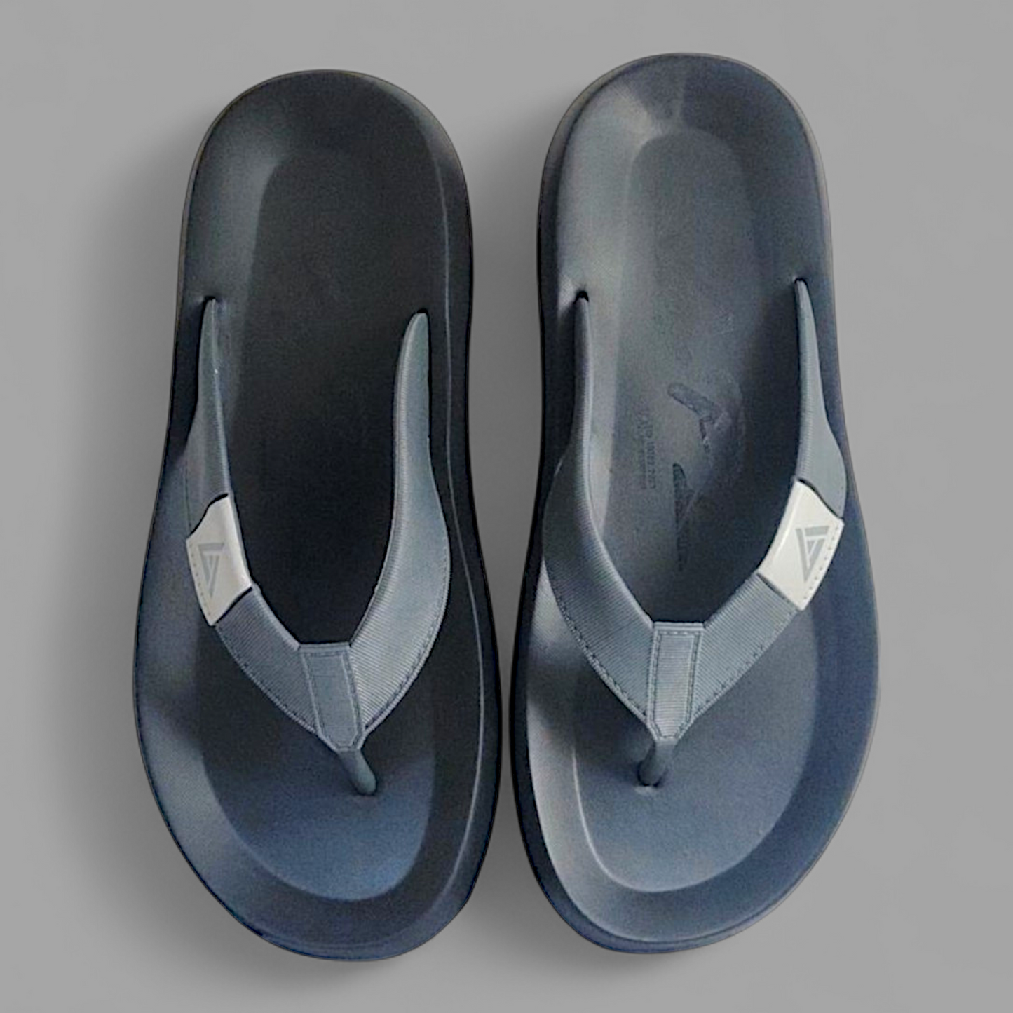 APL MISTRO BLACK/GREY Men's Slippers/Chapple/Flip flop